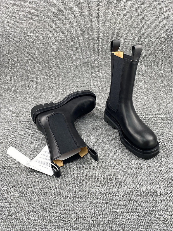 BOTTEGA VENETA SNEAKER