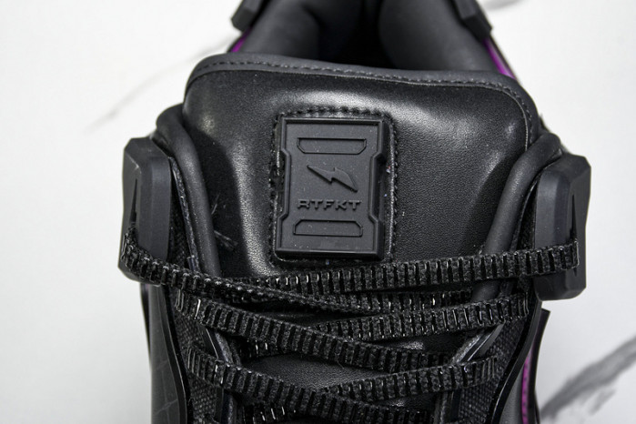 RTFKT x Nike Dunk Genesis 