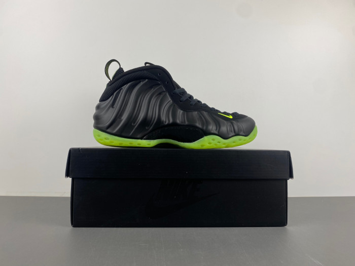 Nike Air Foamposite One “Volt” HF2902-001