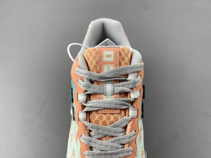 New Balance 1906 U1906WFB