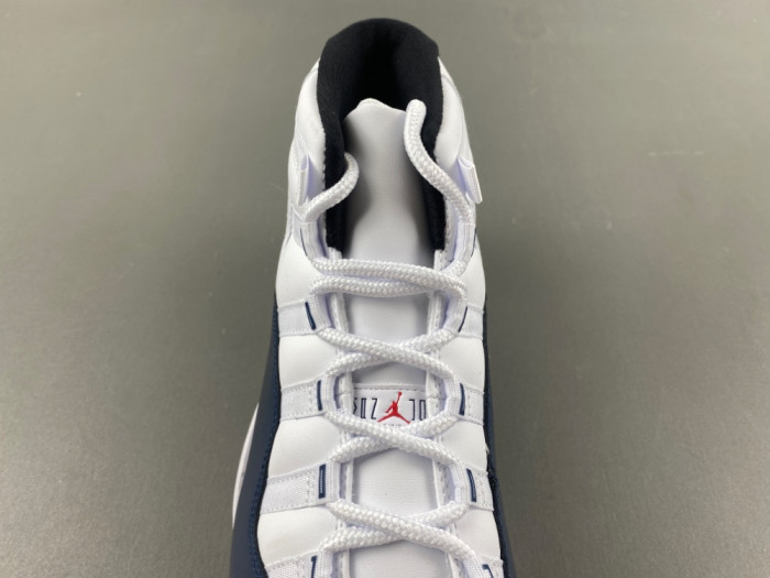 Air Jordan 11 LH0296-400