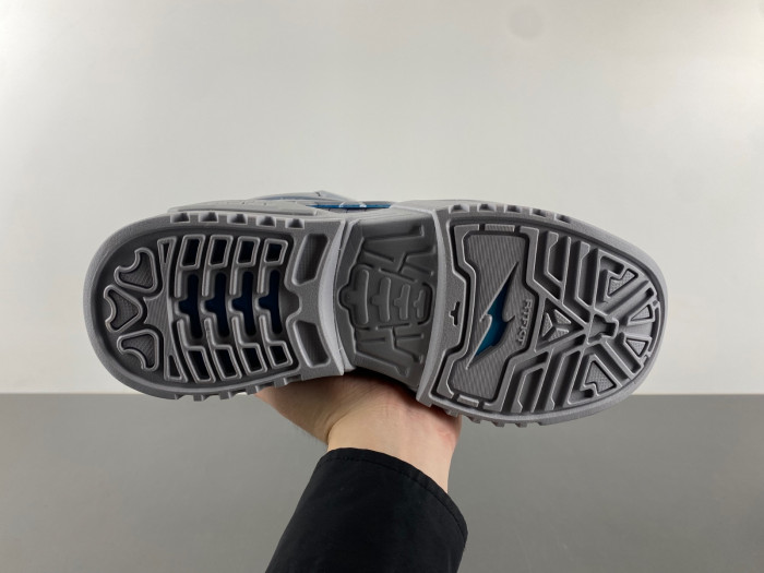 DUNK GENESIS LOW RTFKT HF0438-001